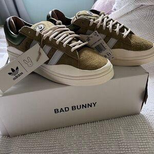 Adidas X Bad Bunny Campuses size 10 ID 7950 
Brand new w tags that